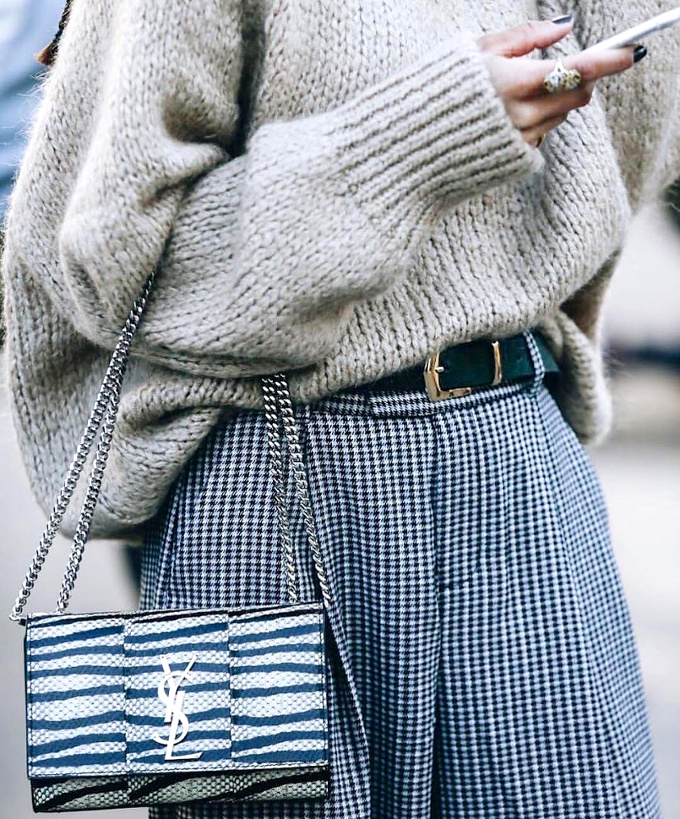 M�lant mix de mati�res et harmonie de teintes, ce look a tout bon !