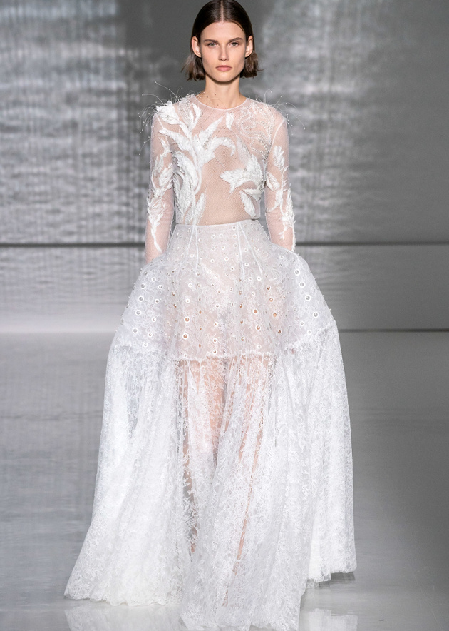 Chez Givenchy, les anges descendent du paradis...