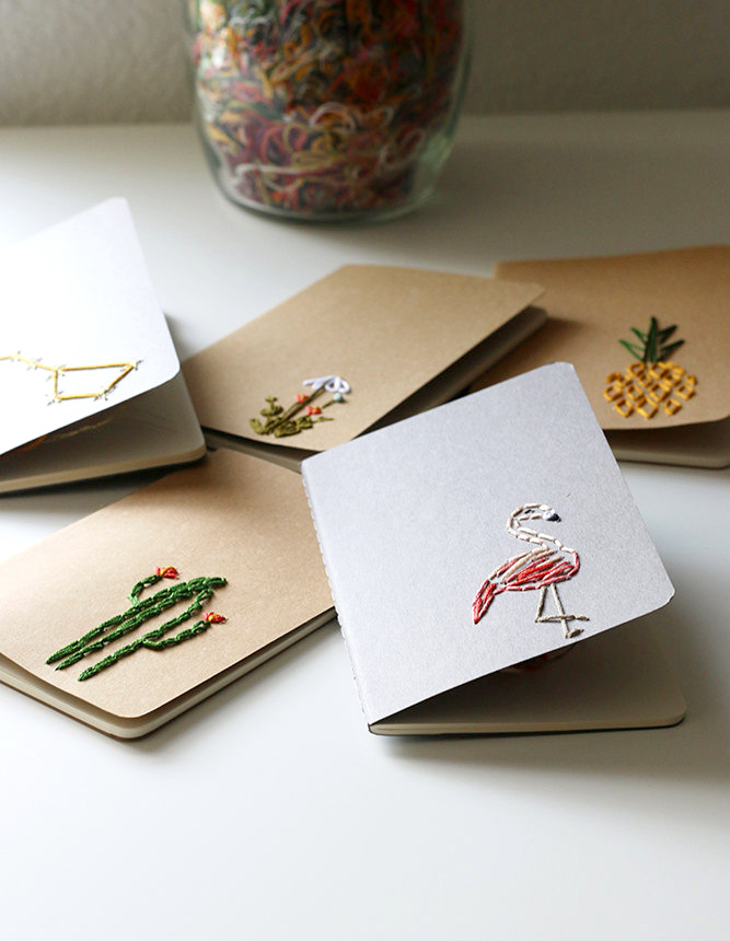 Personnaliser ses carnets par quelques points de broderie : la bonne id�e du moment !