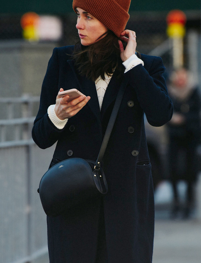 Rien de tel qu'un pull-over �l�gamment ajour� pour sophistiquer un look d'hiver !