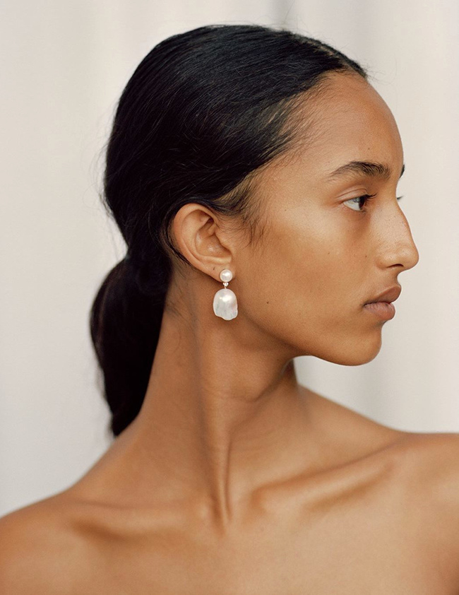 Certains bijoux semblent avoir �t� con�us pour exacerber la beaut� de leur propri�taire