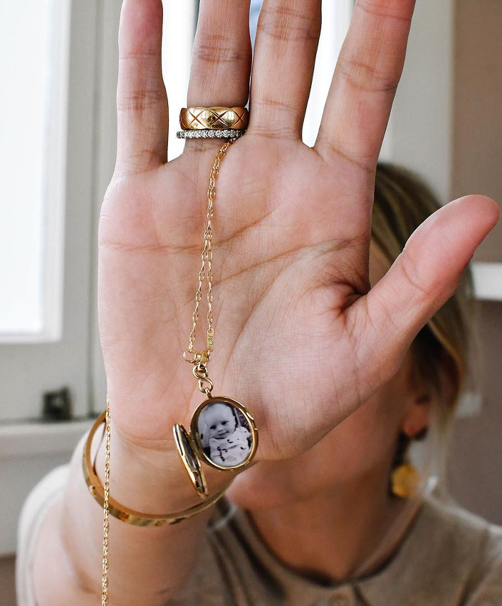 Oui aux bijoux susceptibles de marier souvenir et esth�tique !