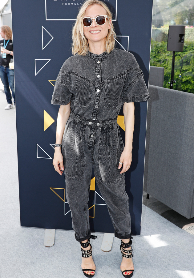 Pour ou contre la combinaison en jean noir d�lav� ?