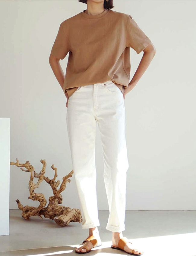 Bien choisir ses basiques permet de sublimer les tenues les plus simples