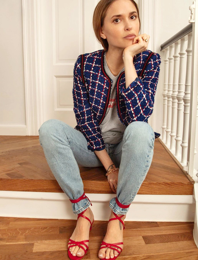 Pour ou contre le la�age de sandales sur le jean ?