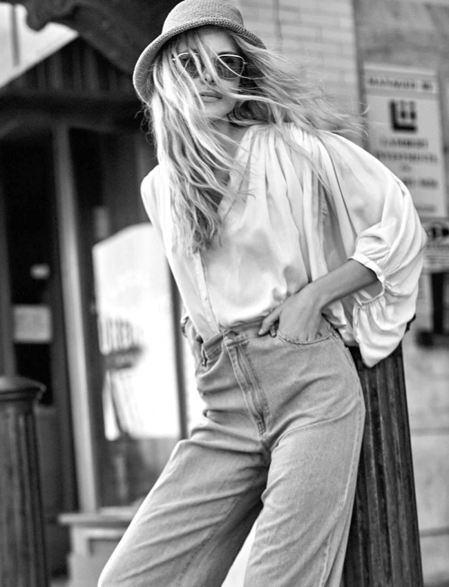 Blouse romantique + jean flare taille haute = le bon mix