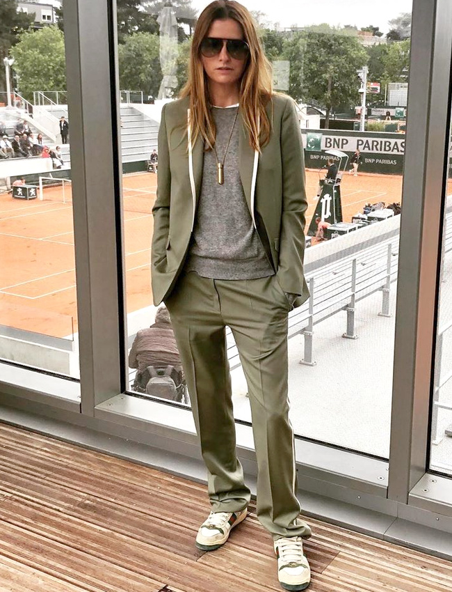 Oui au costume port� avec d�sinvolture !