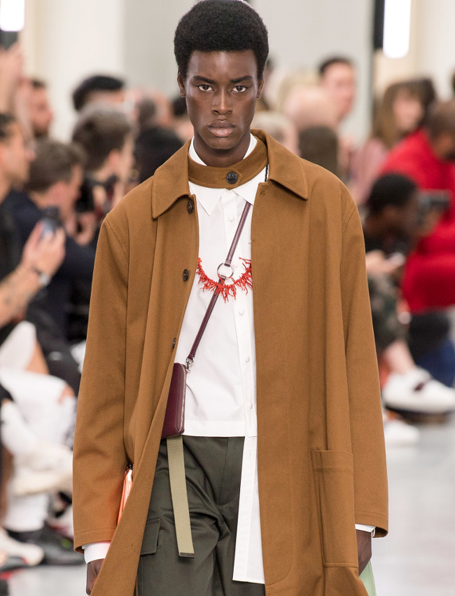 La beaut� des mannequins Valentino...