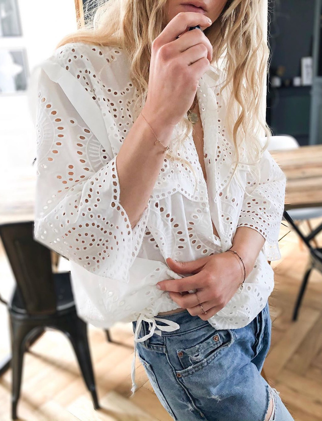 Broderie anglaise + denim effiloch� = le bon mix