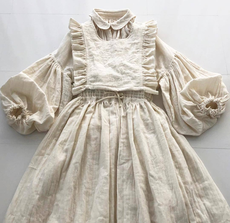 Le charme d�suet des habits d'antan ...