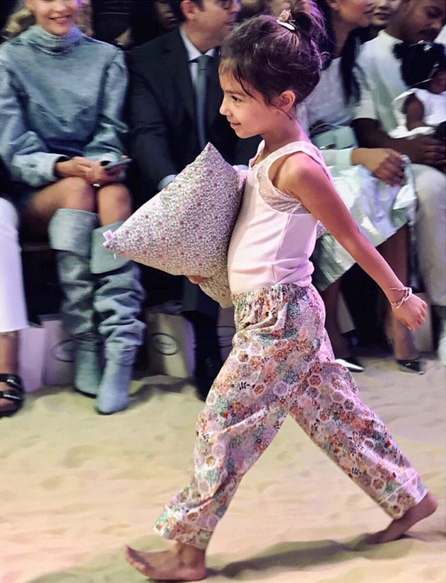 La parfaite tenue d'int�rieur #13