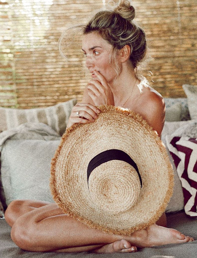 En vacances, il est jouissif de se contenter du minimum...