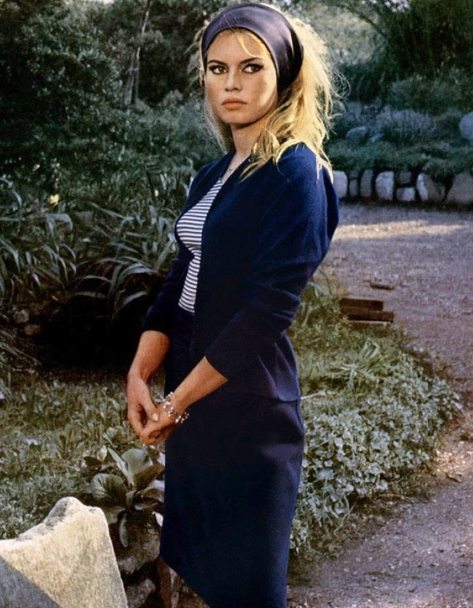 Peu importe les v�tements, tout r�side dans l'attitude...