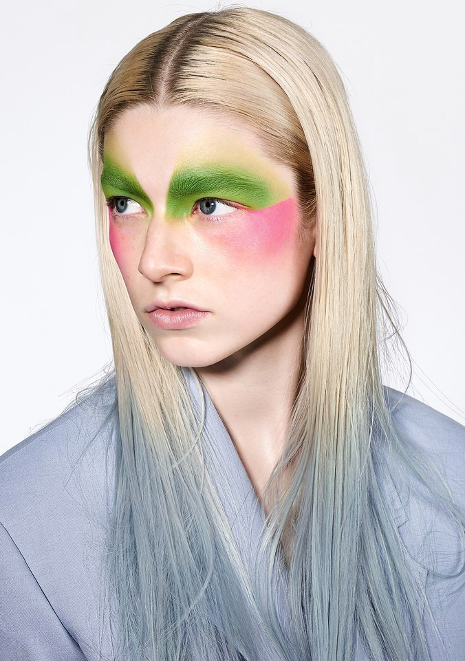 Rarement le makeup d'une actrice aura aussi bien servi son personnage...