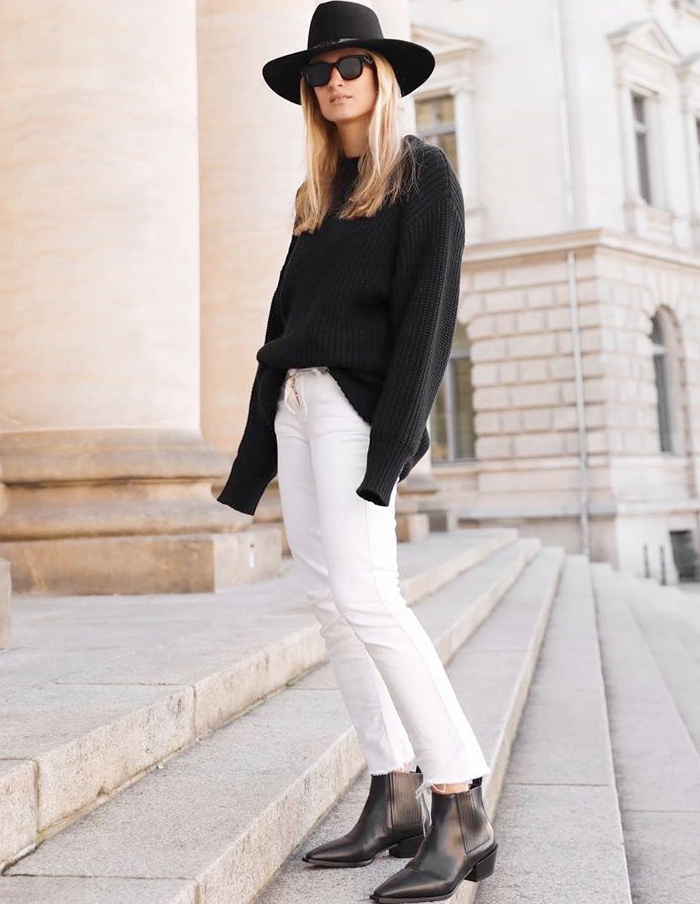 Rien de tel que des basiques finement empreints d'air du temps pour g�n�rer des looks minimalistes de caract�re !