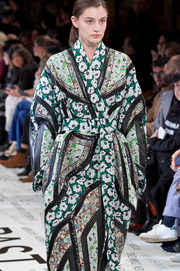 Wanted : un kimono revisit� au raffinement hypnotisant !