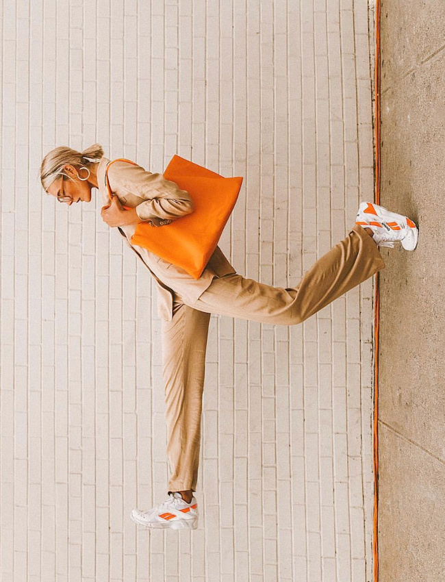 Camel + orange + blanc = le bon mix