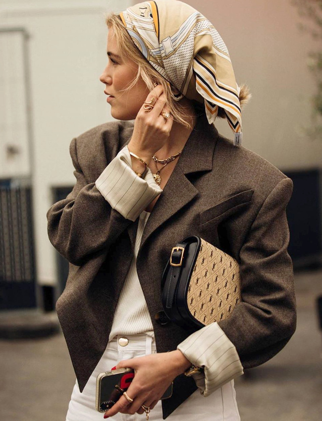 Oui au fichu port� en mode urbain !