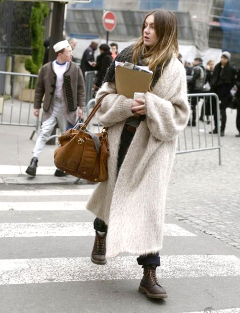 Wanted : un immense gilet aux allures de manteau cosy !