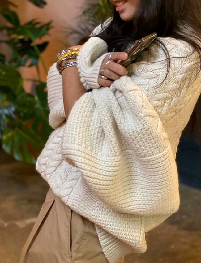 Pull irlandais oversize + pantalon large � pinces camel = le bon mix