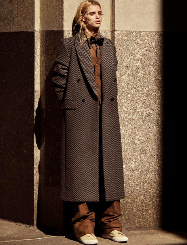 On n'a pas encore trouv� mieux qu'une paire de baskets pour twister un look...