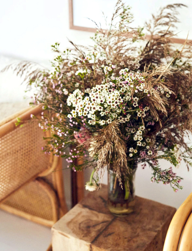 Oui aux bouquets fleurant bon l��chapp�e sauvage !