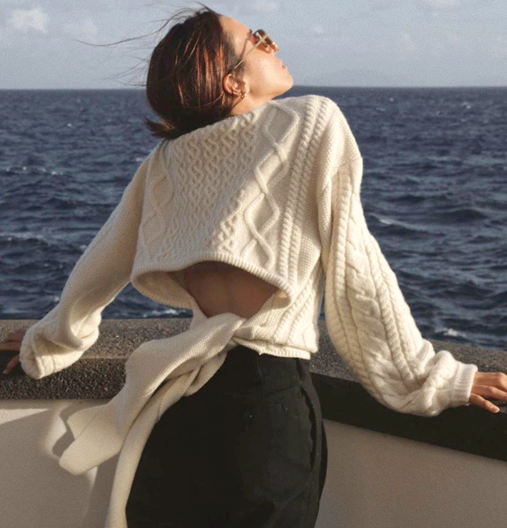 Pour ou contre le pull irlandais semi dos nu ?