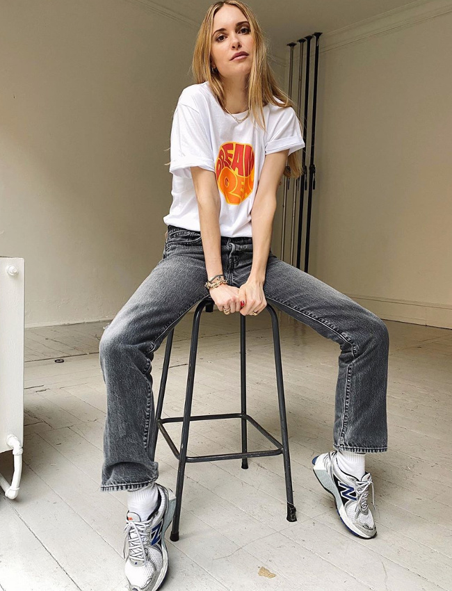 Wanted : un jean noir d�lav� !