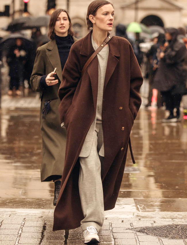 Pour ou contre l'ensemble de jogging port� en tant que tailleur pantalon � part enti�re ?