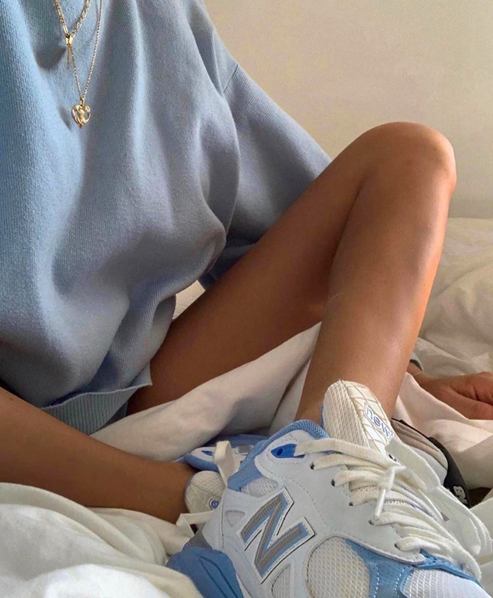 Wanted : un look blanc/bleu ciel !