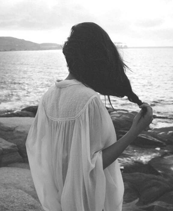 Blouse translucide + bord de mer = le bon mix