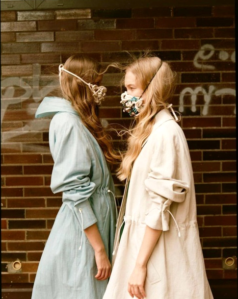 Quand le covid-19 inspire les magazines de mode...