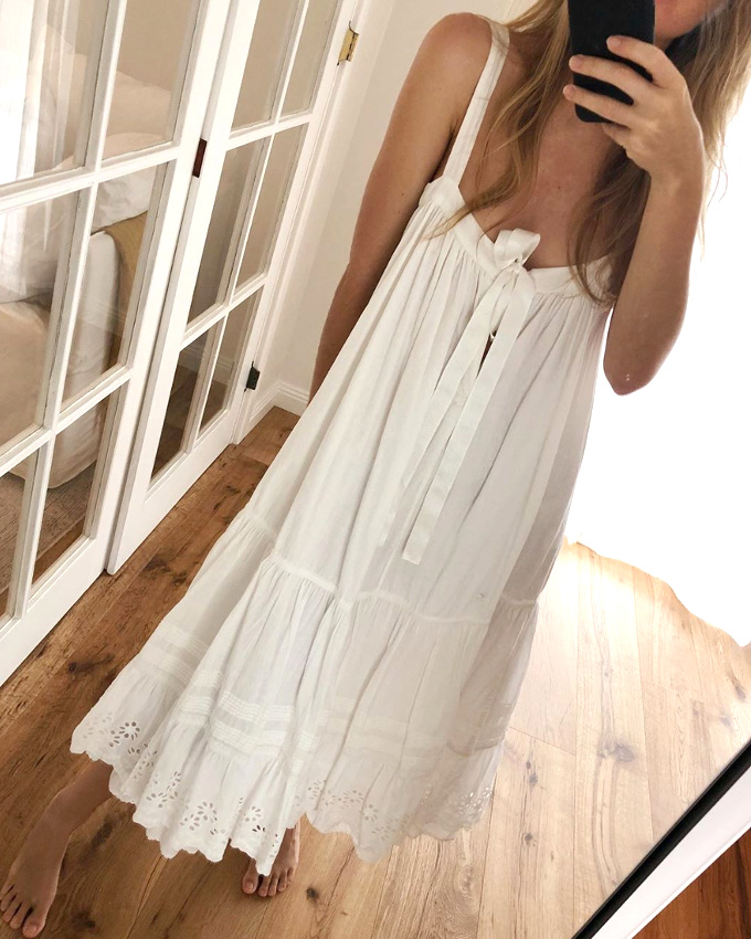 Wanted : une robe blanche � la fra�cheur aussi d�su�te qu'estivale