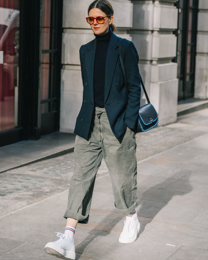 M�lant casualness, tailoring et sportswear, ce look a tout bon !