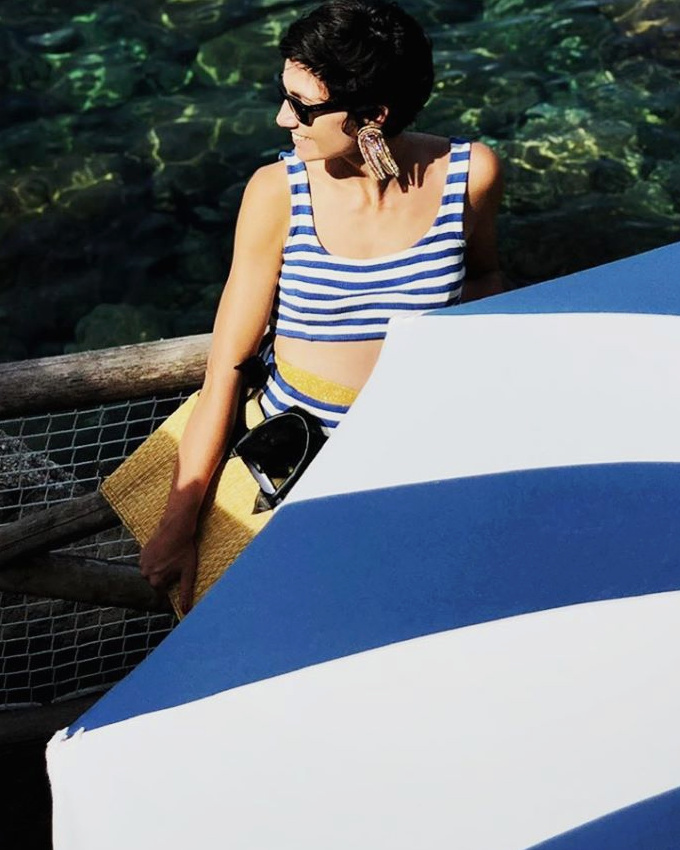 Toujours penser � accorder l'imprim� de son bikini avec celui de son parasol !