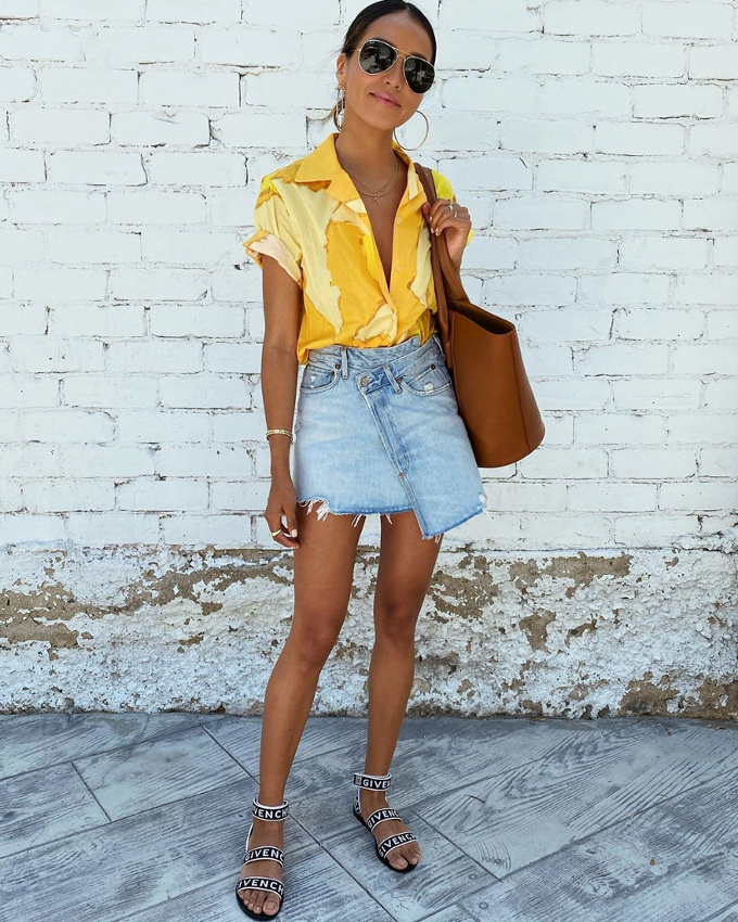 Pour ou contre la jupe en jean � boutonnage d�cal� ?