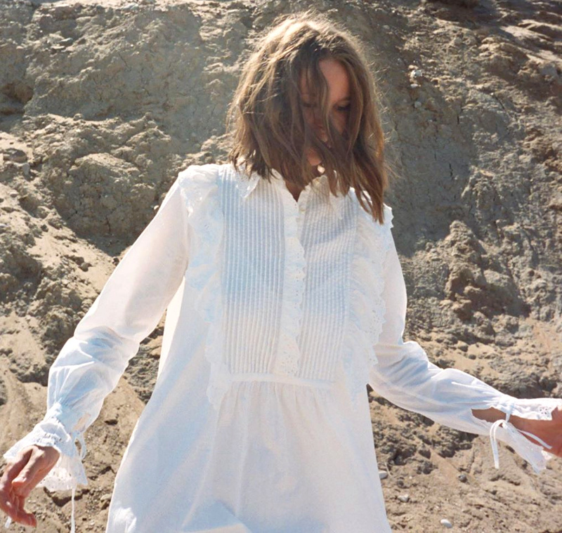 Wanted : une robe blanche aux allures d'ancienne chemise d'homme !