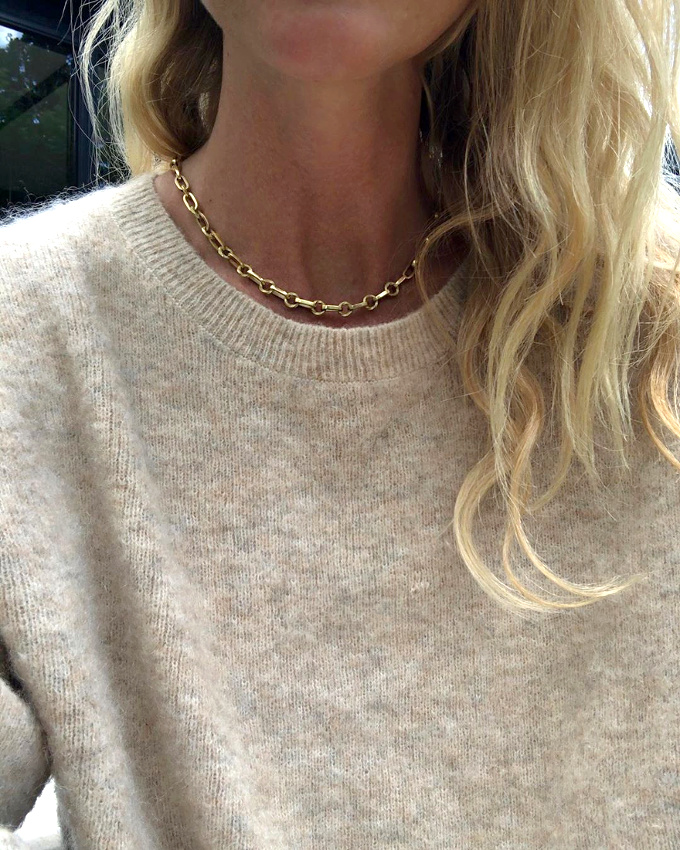 Pull fin beige XL � col rond + fine cha�nette = le bon mix