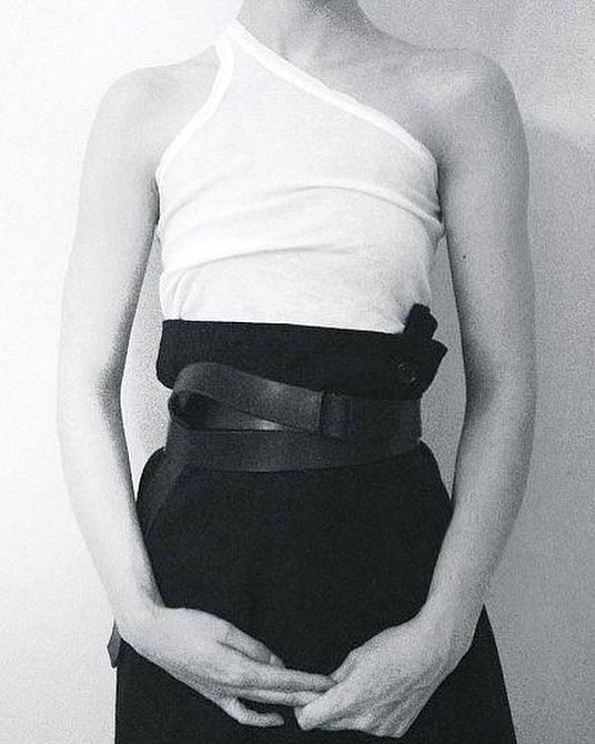 Oui au look noir et blanc mariant audace et minimalisme !