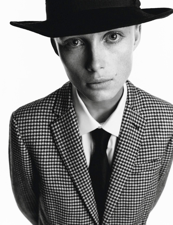 Rien de tel qu'un minois f�minin pour sublimer un look tomboy !