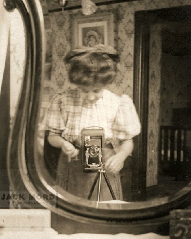 Le selfie, version 1910 !