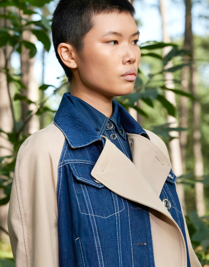 Trench + veste en jean = le bon mix