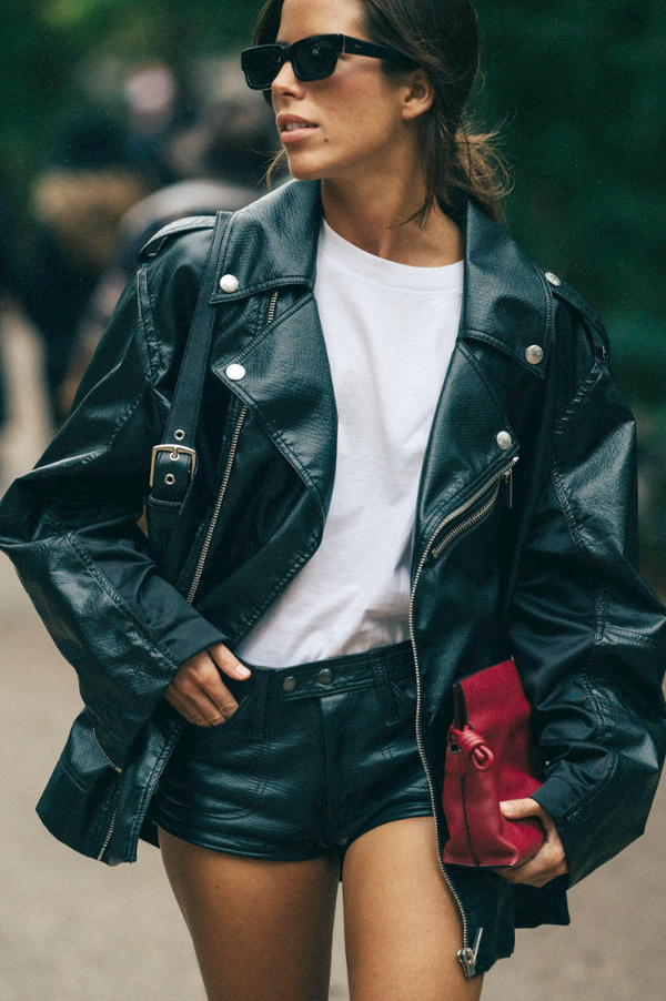 Le blouson oversize autorise-t-il le port du micro short en cuir ? Vous avez trois heures...