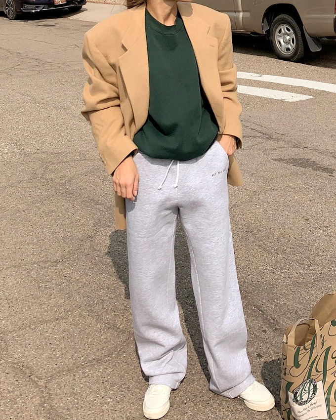 Molleton gris + bas droit = le parfait jogging