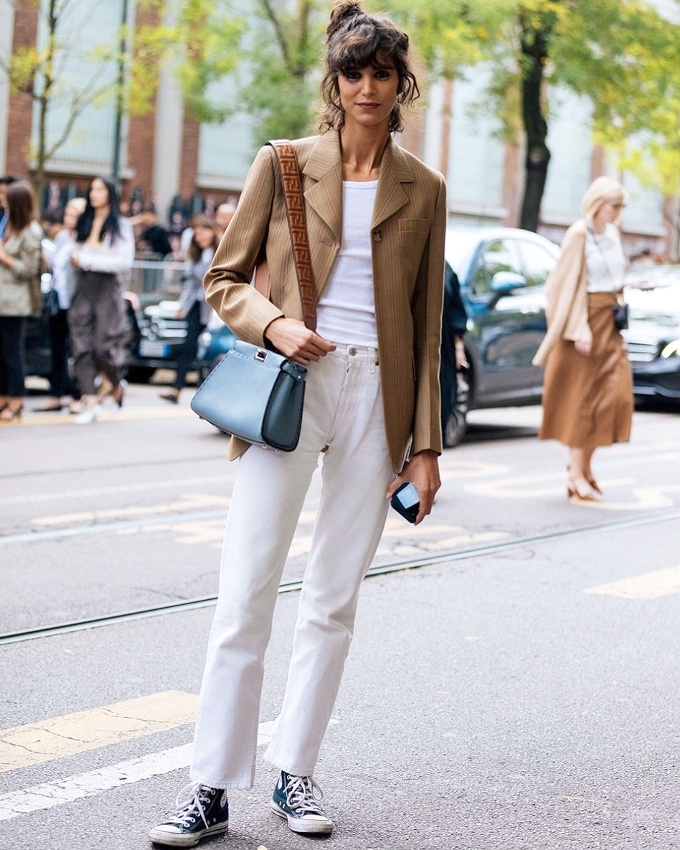 Bleu fum�e + blanc + alezan = le bon mix