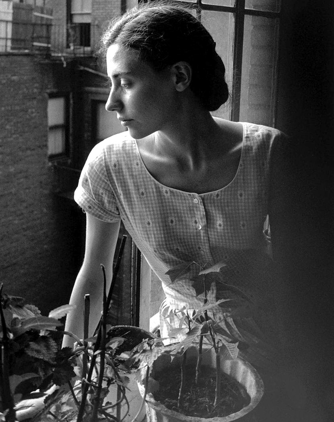 Rien de tel pour sublimer une femme que l'oeil d'un photographe doubl� de celui d'un mari aimant !