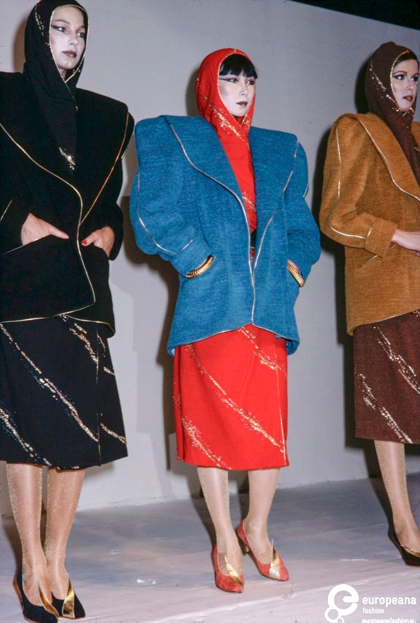 Carrure 2020 ? Non, silhouette 1980 !