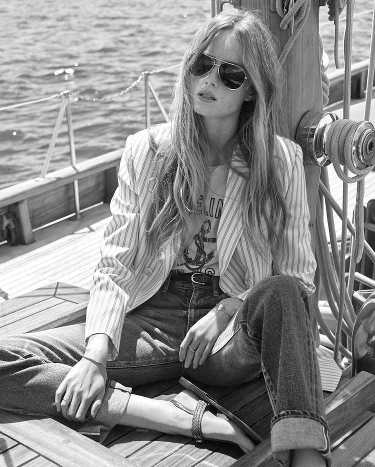 Wanted : un tee-shirt vintage marqu� d'une ancre !