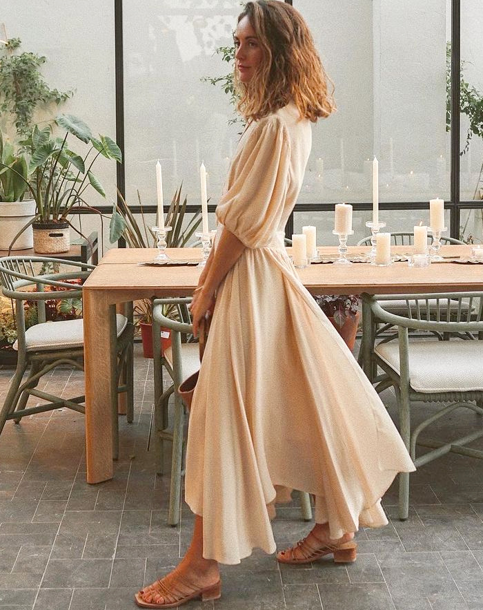 Wanted : une robe l�g�re, f�minine et subtilement romantique !