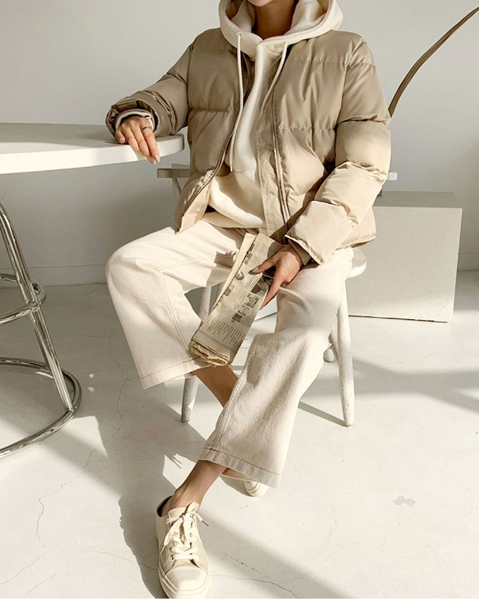 On ne se lasse pas des mix and match de blanc/beige t�lescopant les textures !